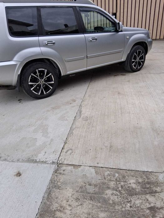 Vând jante 225 55 R17