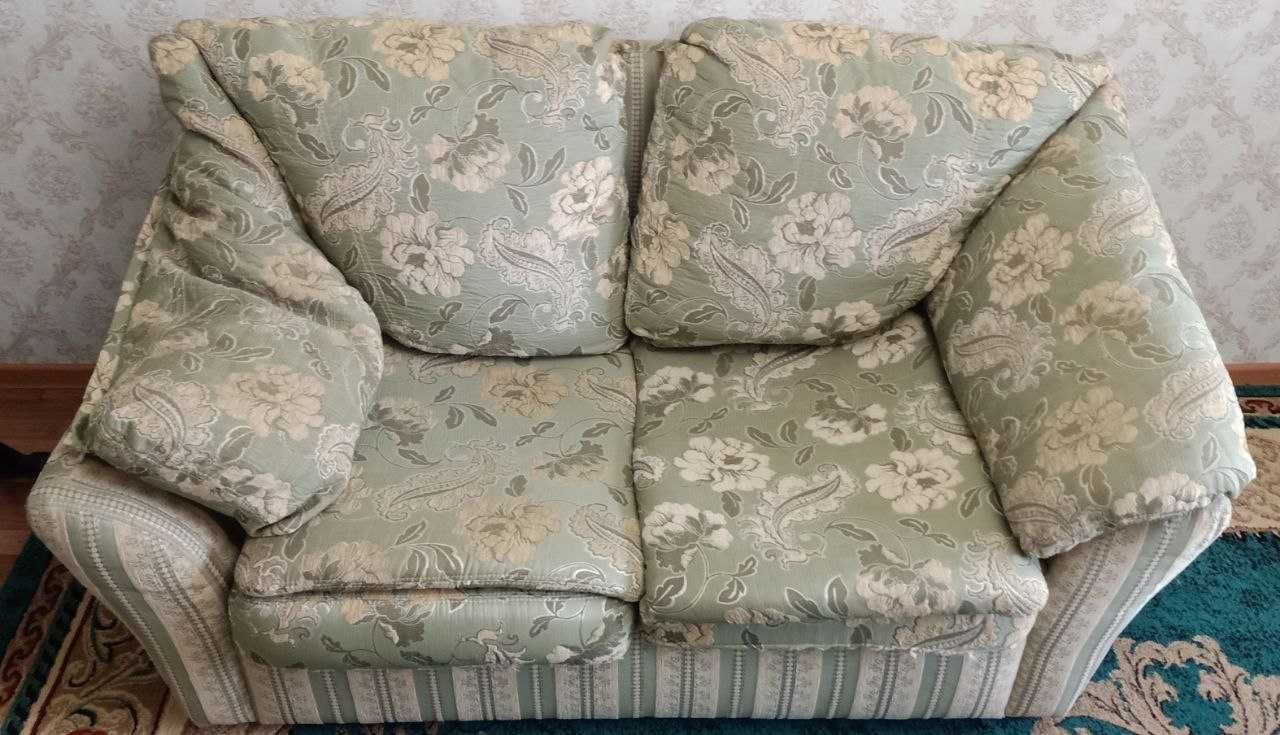 Продам Диван 155x95см