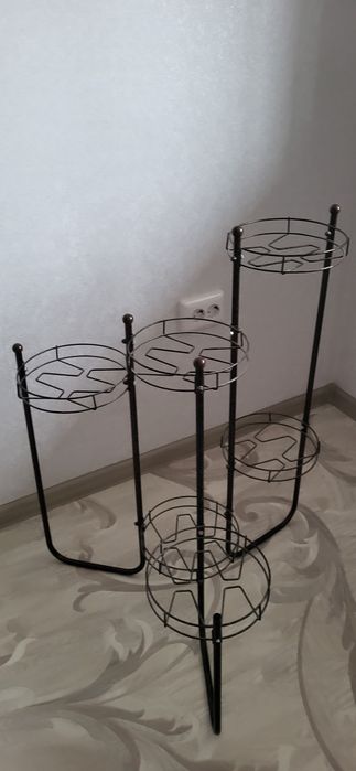 Подставка для цветов