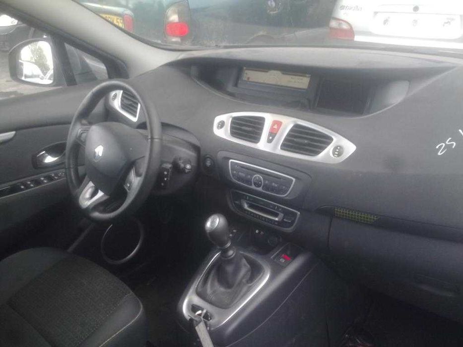 Renault Scenic 1.5 DCi 2010г. на части