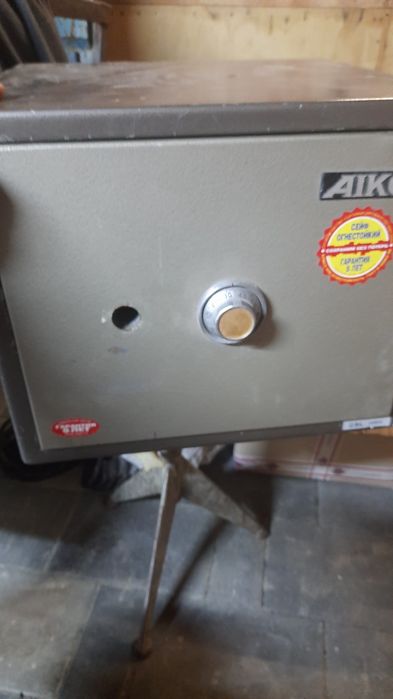 Продам сейф без замка