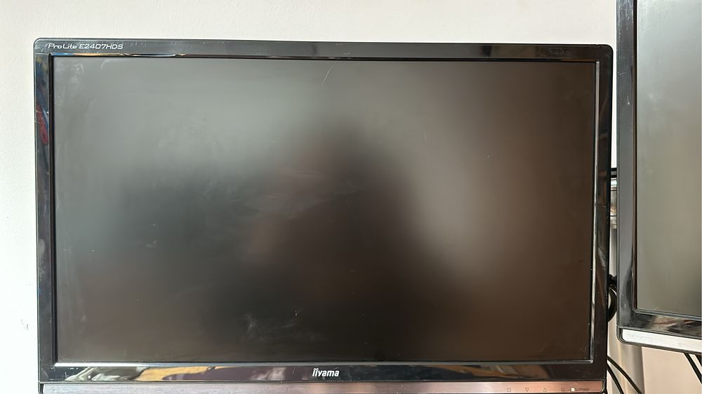 Monitoare iiyama ProLite E2407HDS – 24”, Full HD
