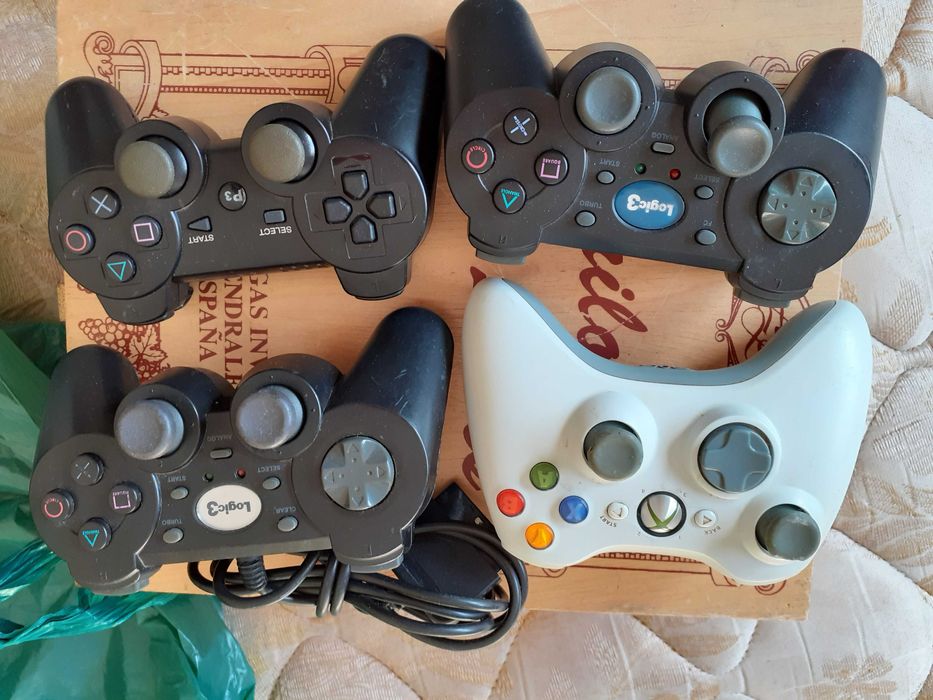 Lot de joysticuri de sony playstation