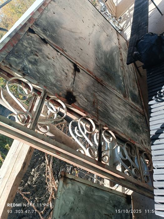 2taDarvoza sotiladi temirdan baquvvat