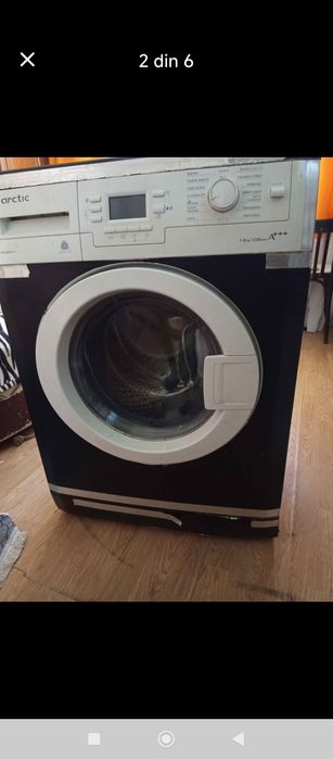 Mașina de spălat rufe Artic