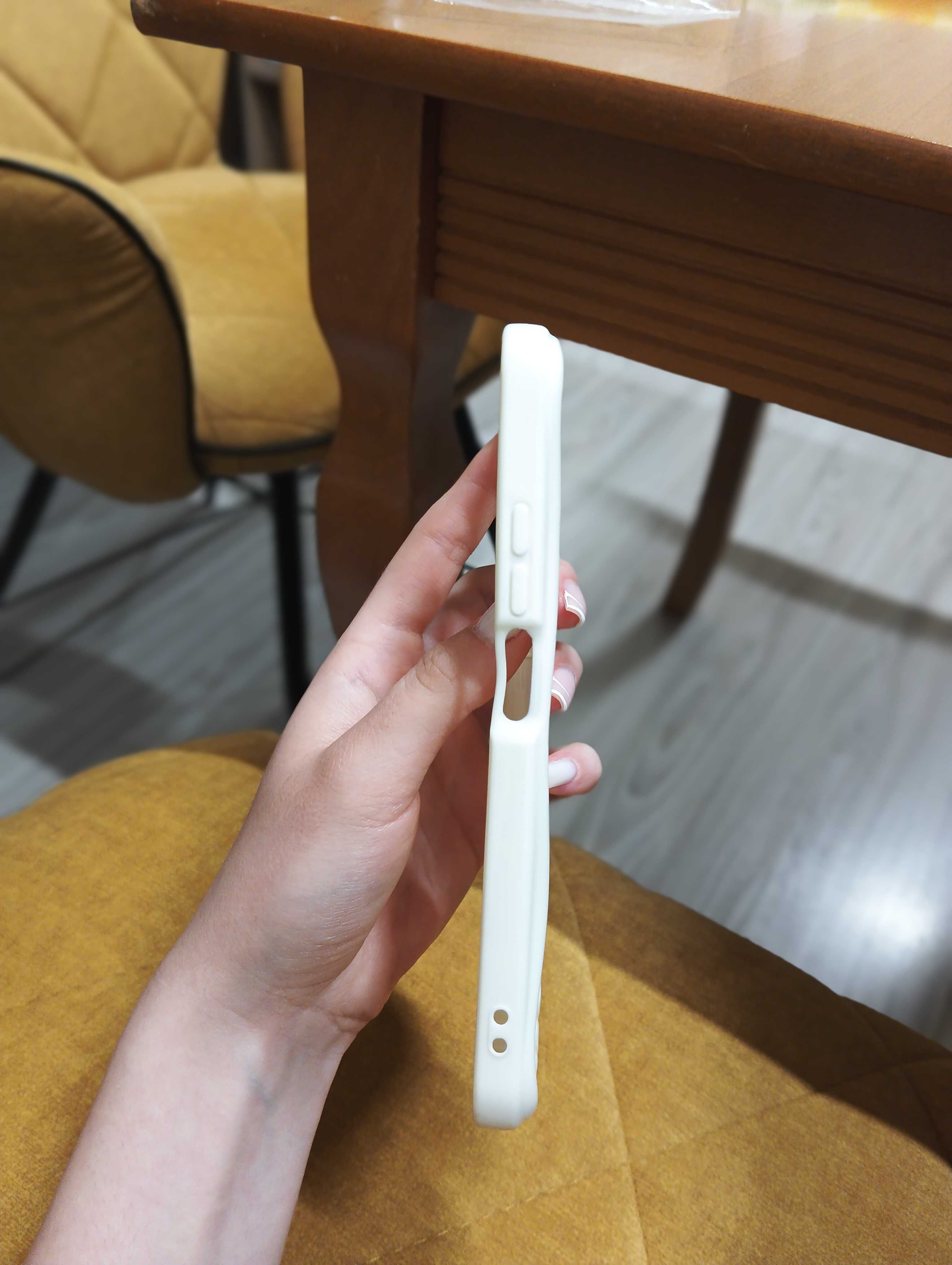 Продавам  калъф за Redmi Note 13 5G  чисто нов