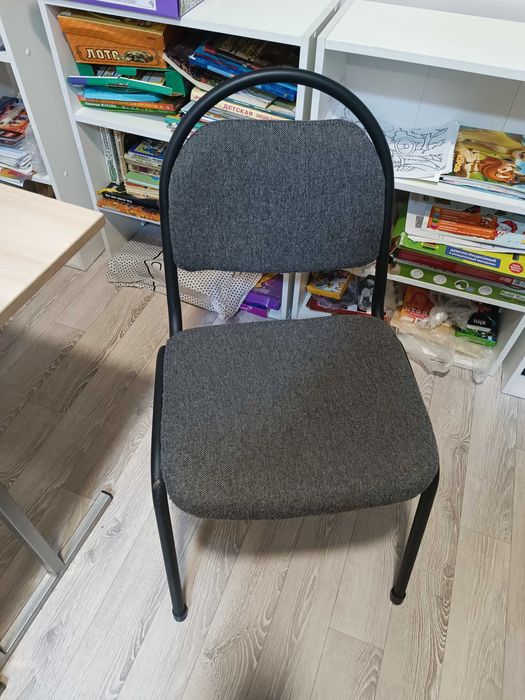 Продаются стулья полка для обуви  БУ