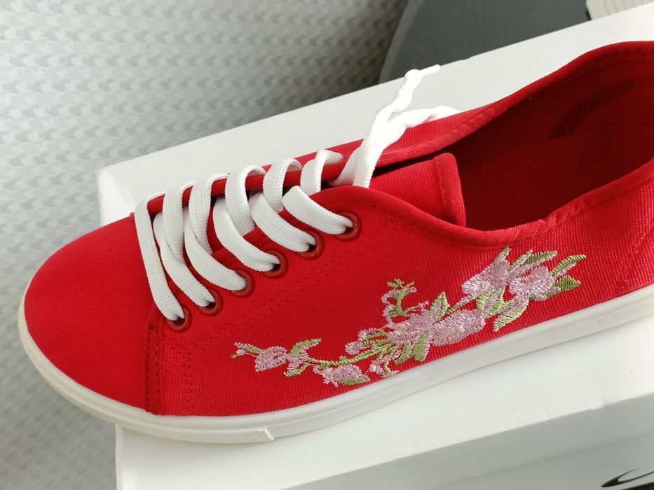 Продам размер 39