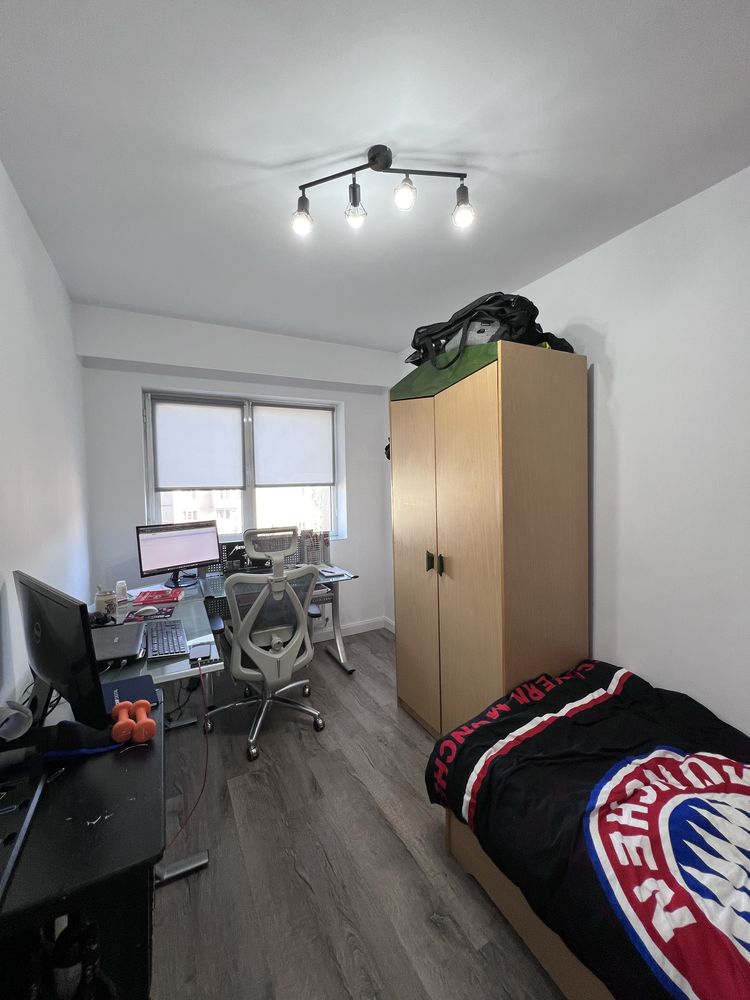 Apartament cu 3 camere renovat integral