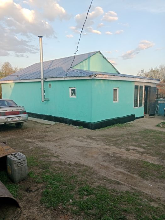 Продам дом с двумя участками