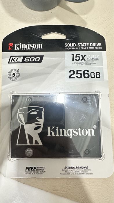 SSD Kingston KC600 256GB SATA III — новый, запечатан