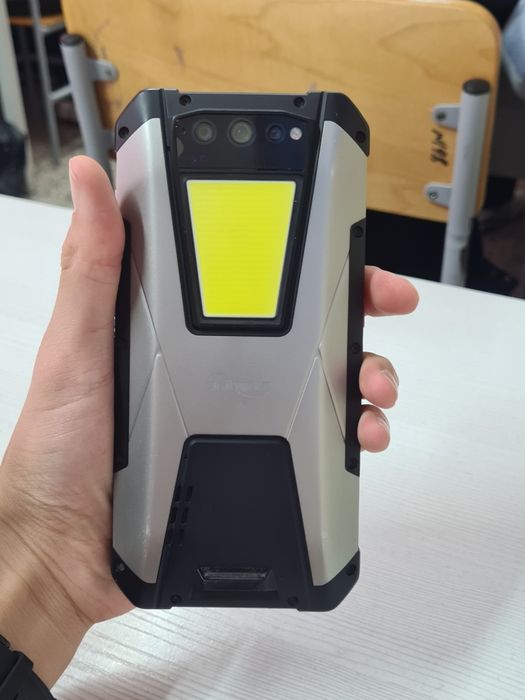 Продам Unihertz tank 01