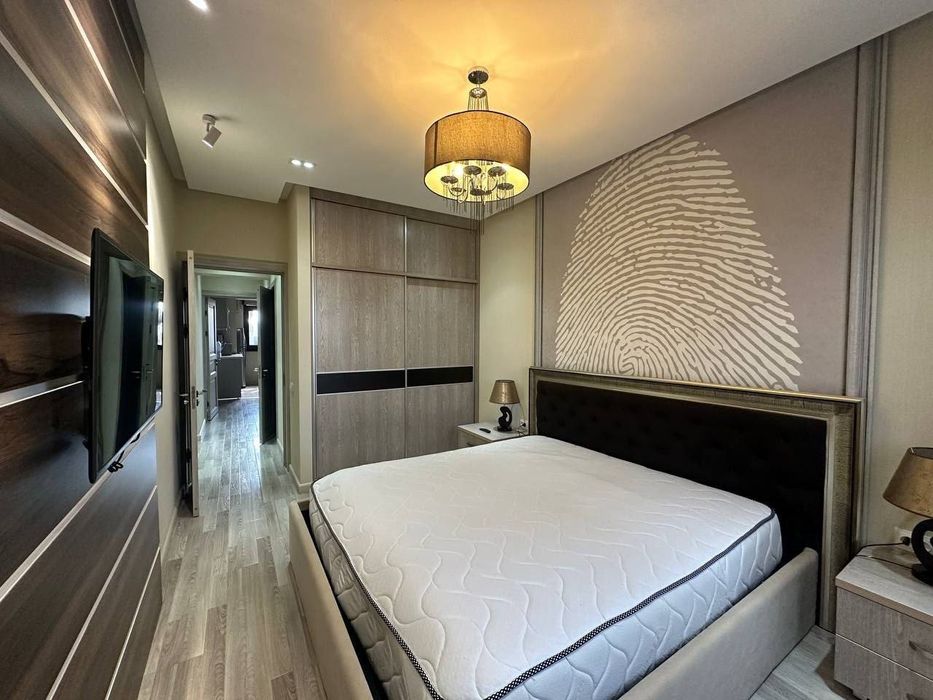 Сдается 2х ком квартира, ориентир: Гостиница Россия, 60 м2