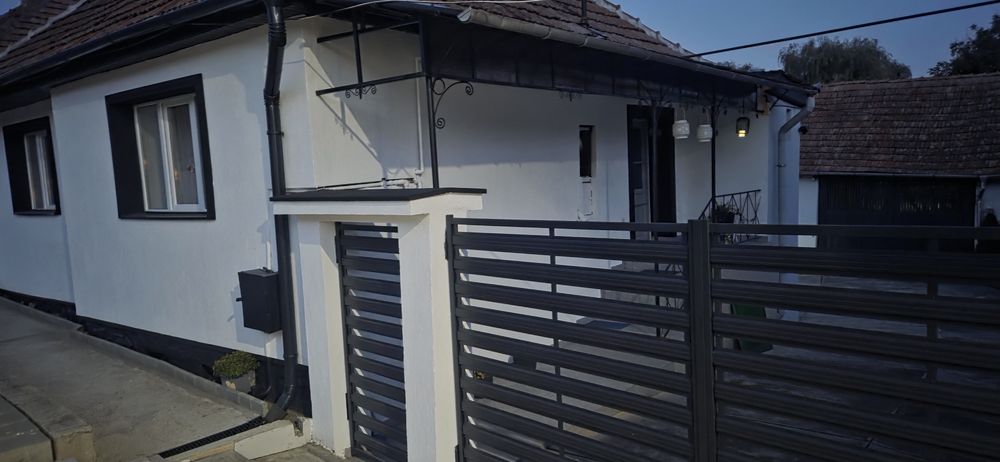Casa de închiriat la 25 km de Sibiu
