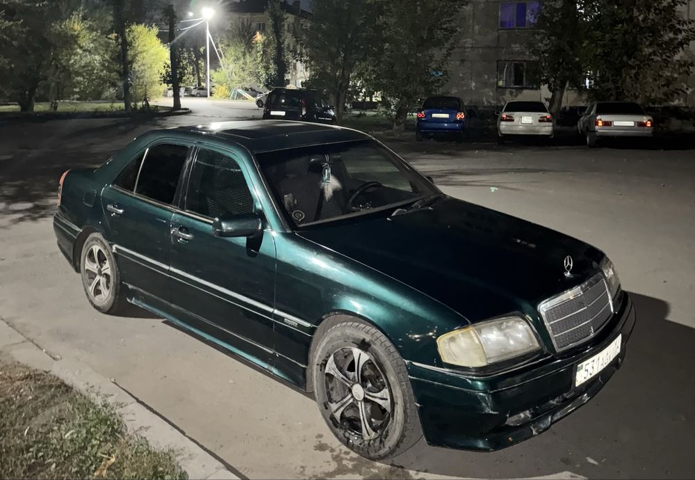 Mercedes-Benz C280