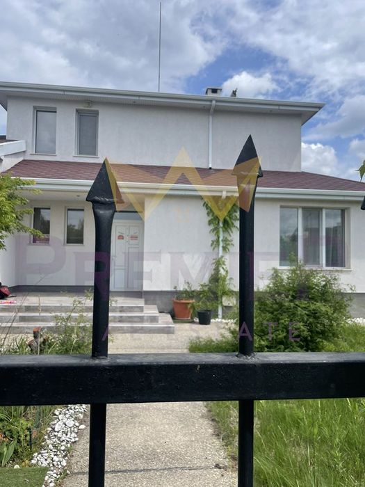 Продава се Къща в с. Тополи, Област Варна - 275 кв.м за 1408 €/кв.м - Снимка #1