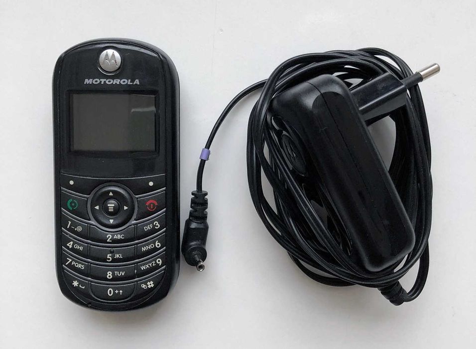 Телефон MOTOROLA C139