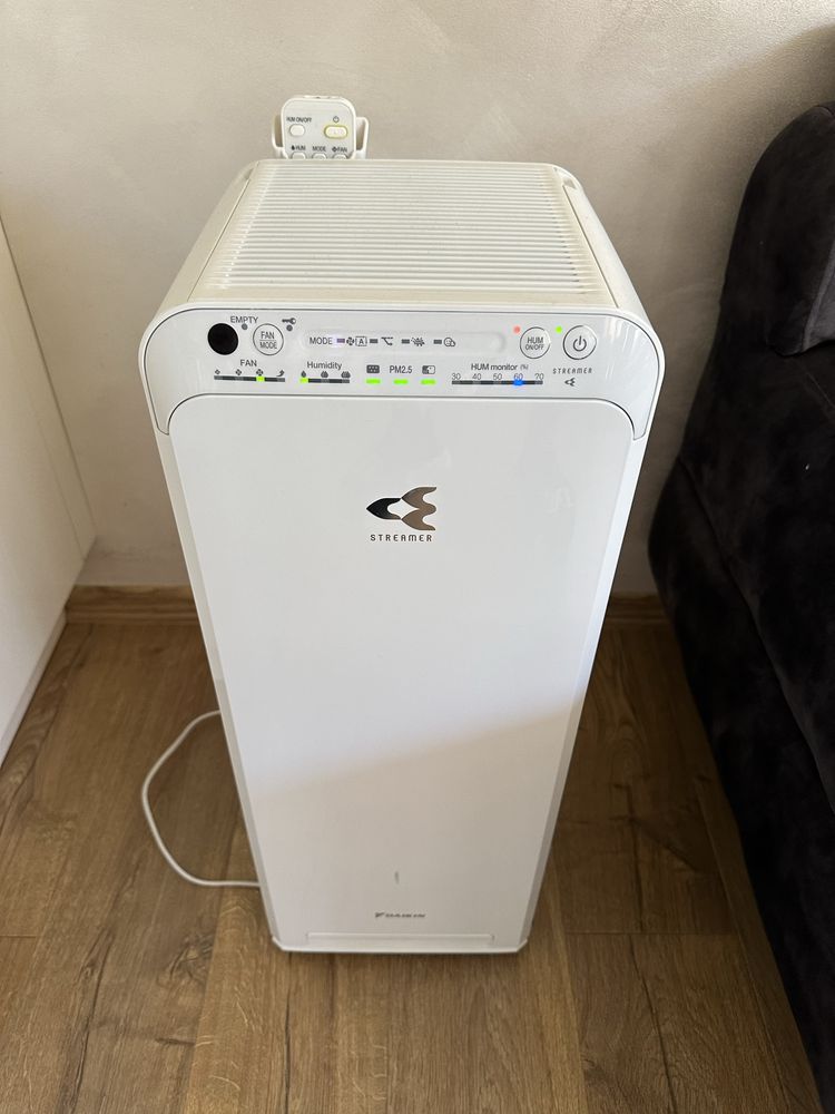 Пречиствател на въздух Daikin MCK55W с овлажняване