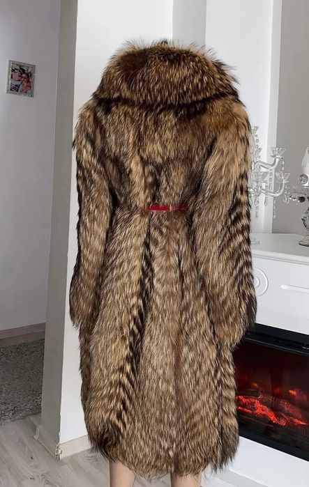 Vând blana naturala de raton impecabila