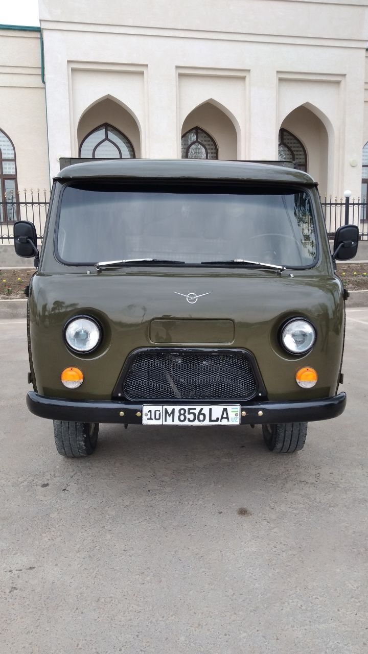 1979 yil UAZ 452