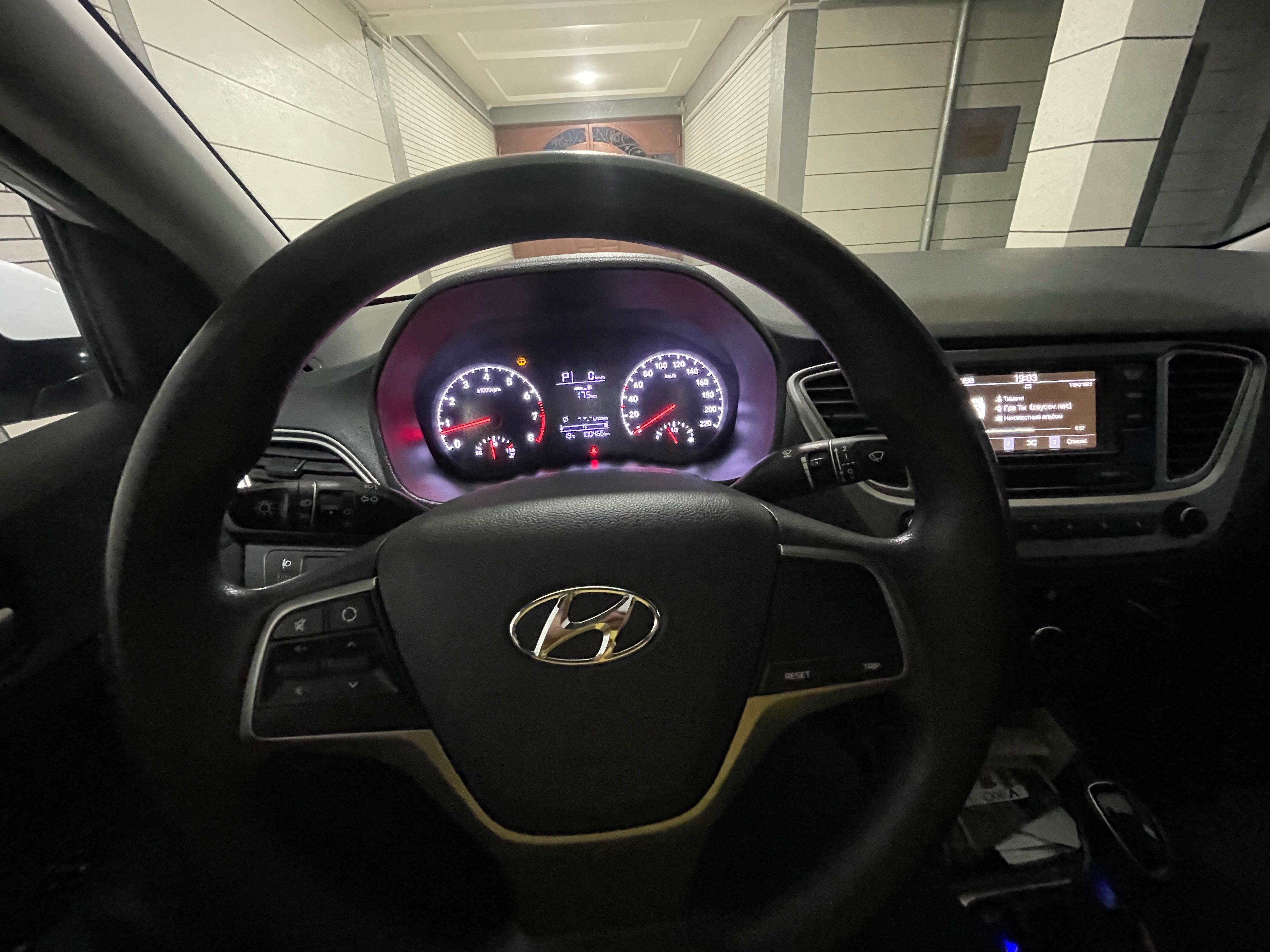 hyundai accent 2020