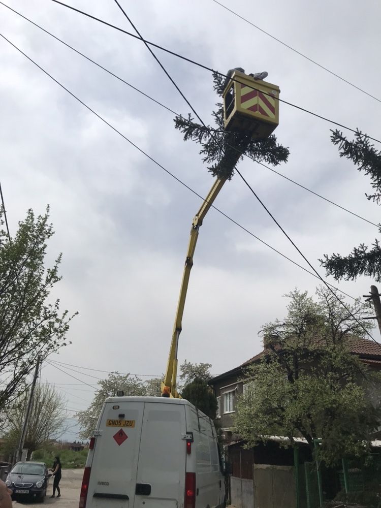 Автовишки под наем.Рязане на опаснни дървета!