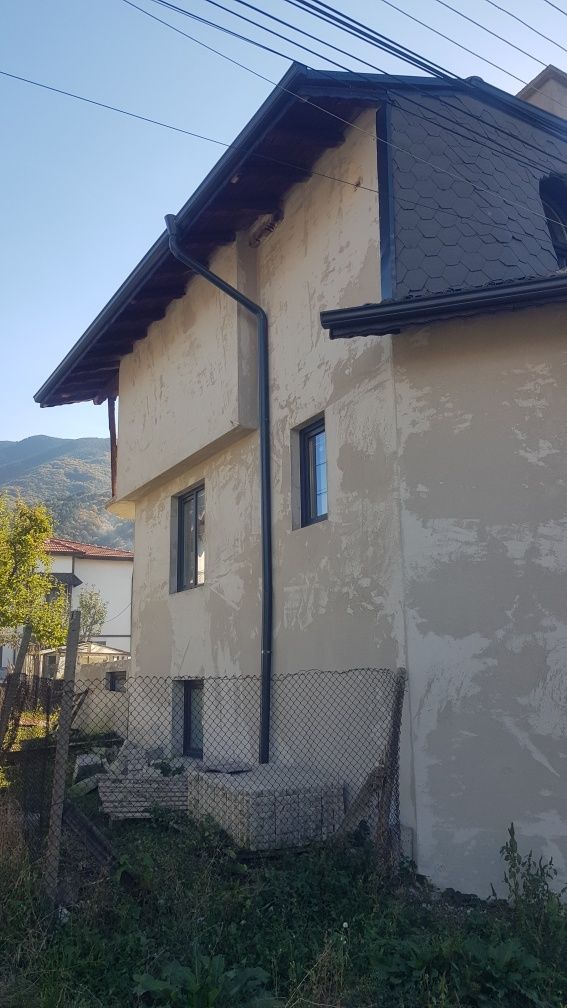 Продава се Къща в Сапарева баня - 240 кв.м за 1105 €/кв.м - Снимка #2