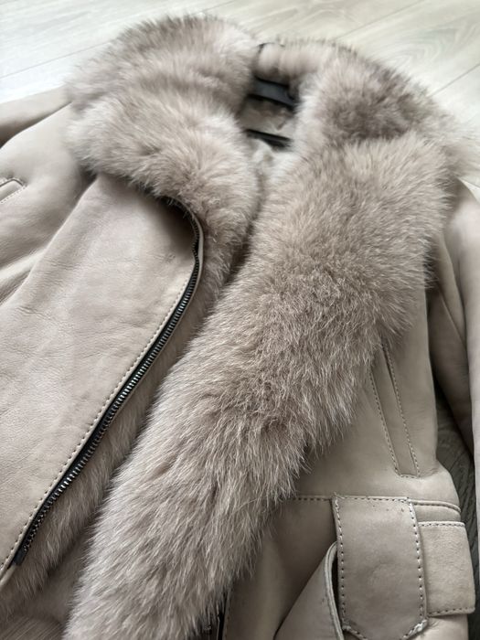 Дамско яке с агнешка кожа