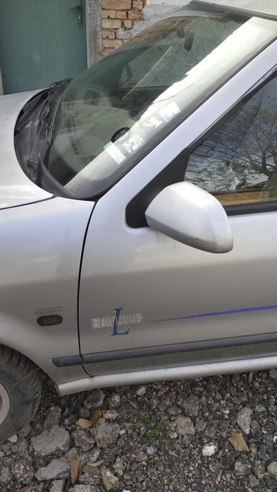 Продавам Рено 19 и Лада Самара на части