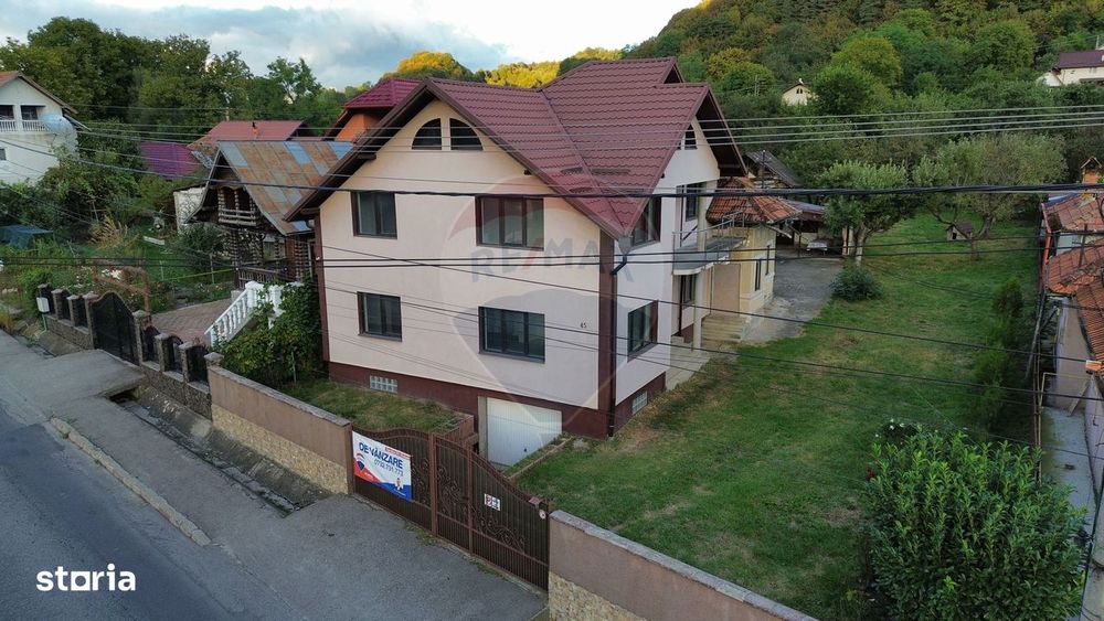 Casă de vânzare în Câmpulung la preț de apartament.