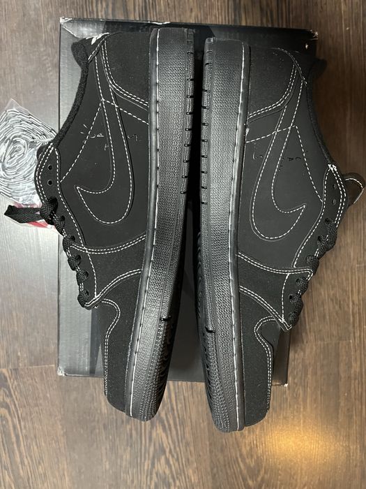 Jordan 1 low black phantom