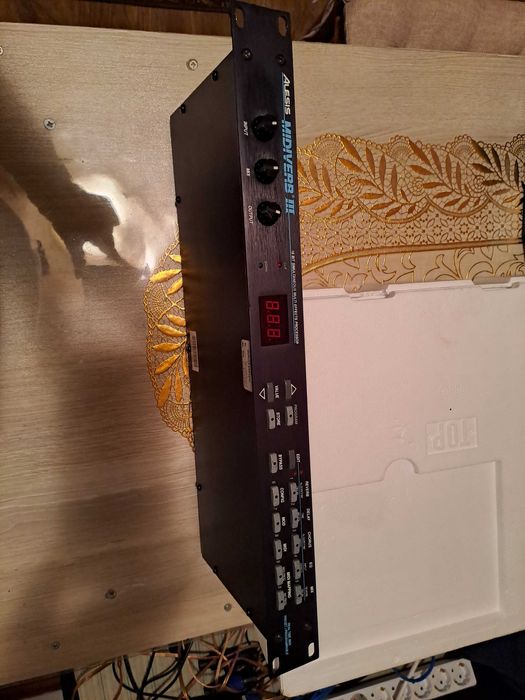 ALESIS Midiverb 3