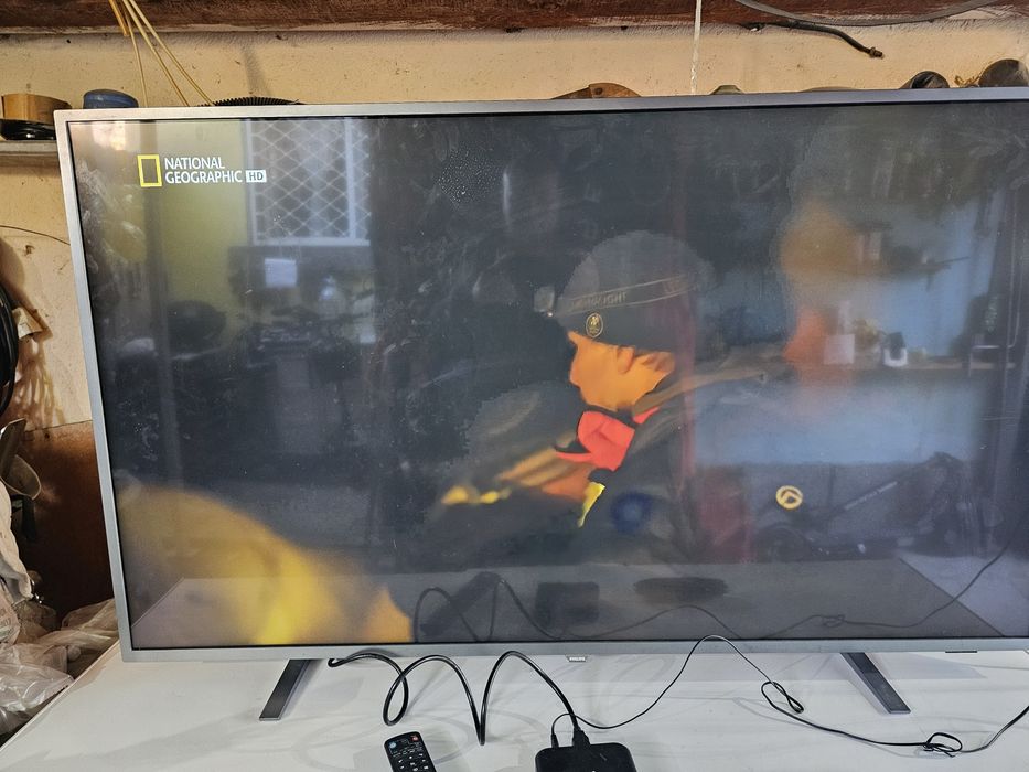 Philips 55PUS6703/12 телевизор