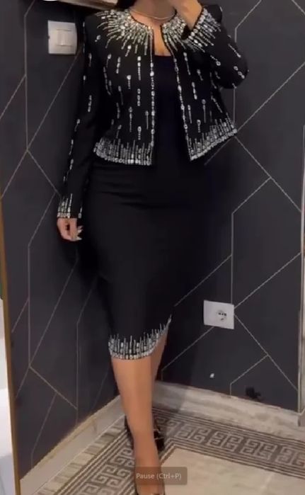 Compleu dama  elegant