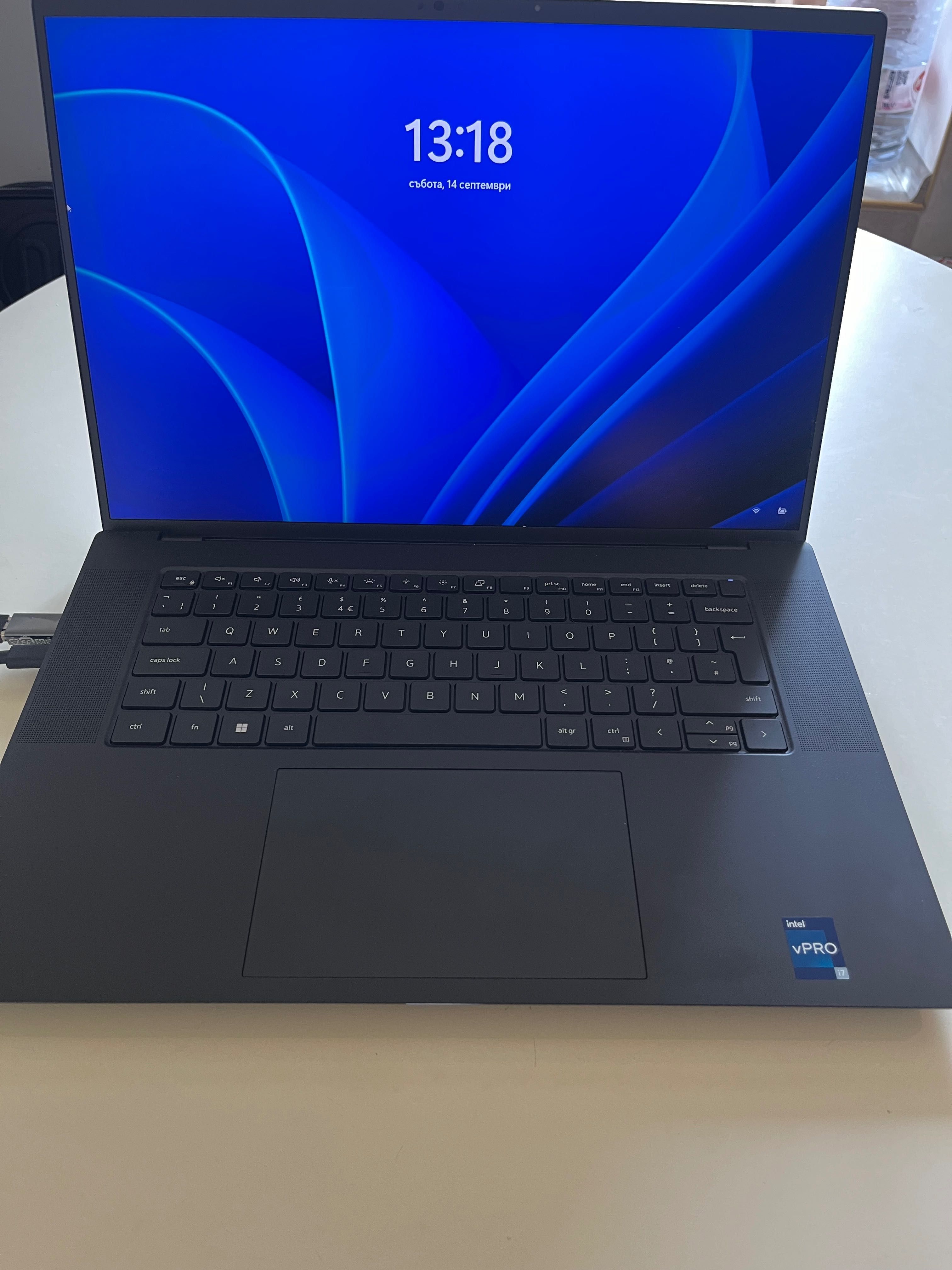 Продава се лаптоп Dell Precision 5680