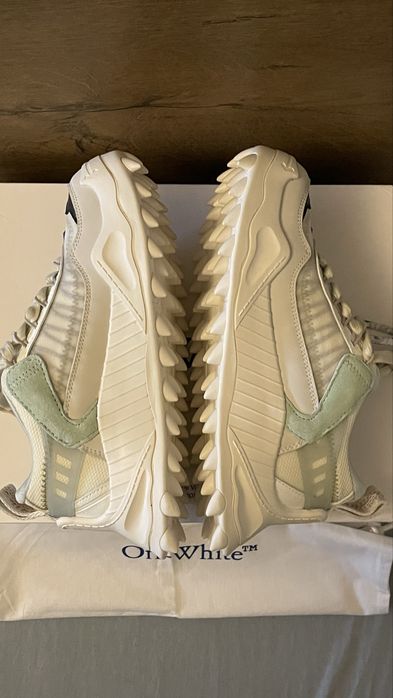 Off-White Odsy 1000