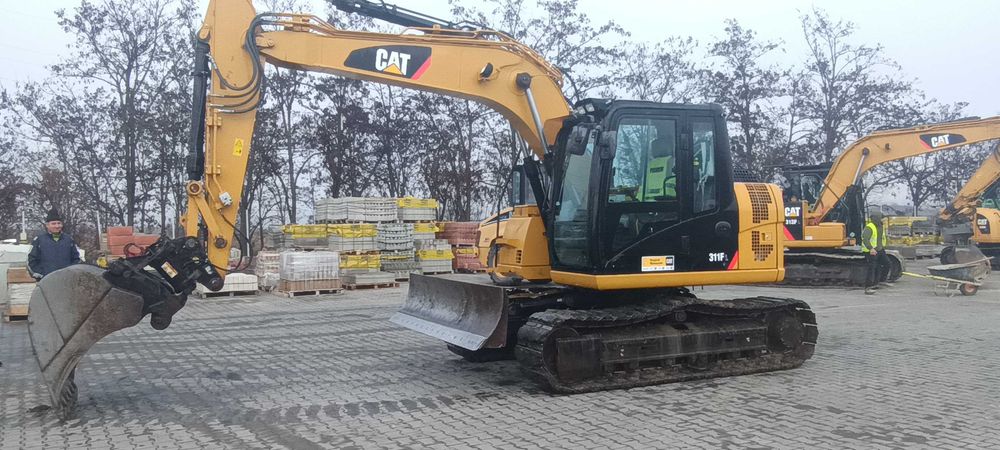 Excavator cat 311