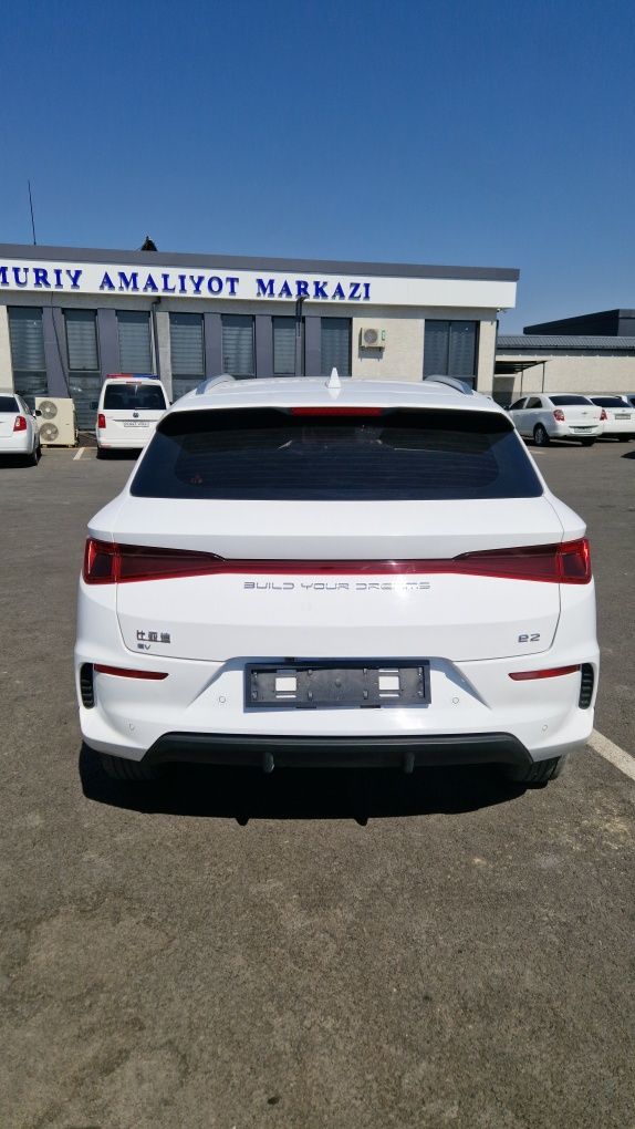 Byd e2 luxury 2023