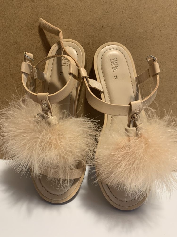 Sandale marca Zara