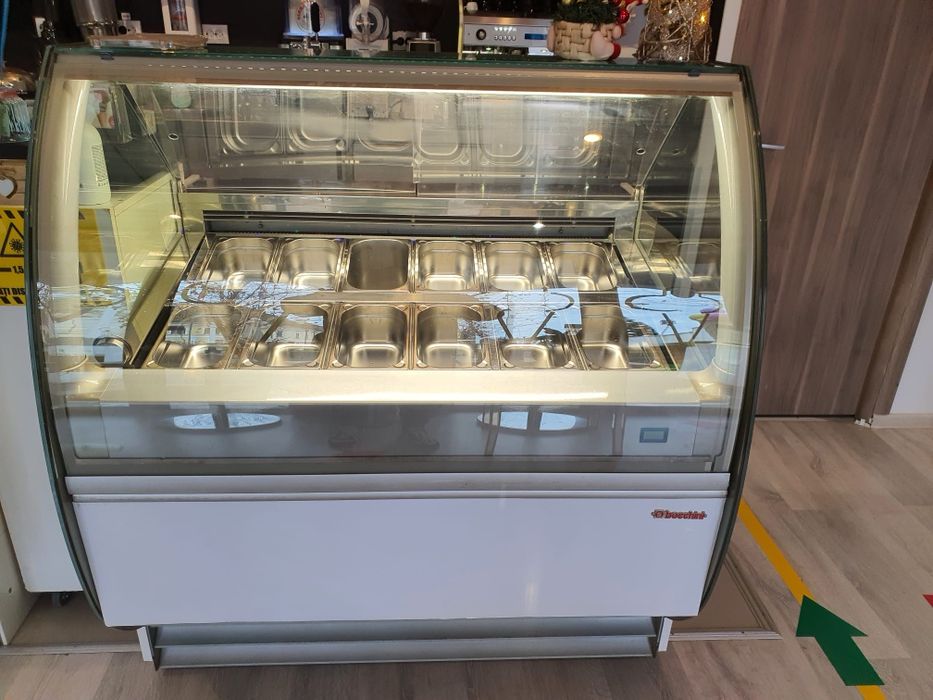 Vitrina gelaterie 9 vaschete ventilata