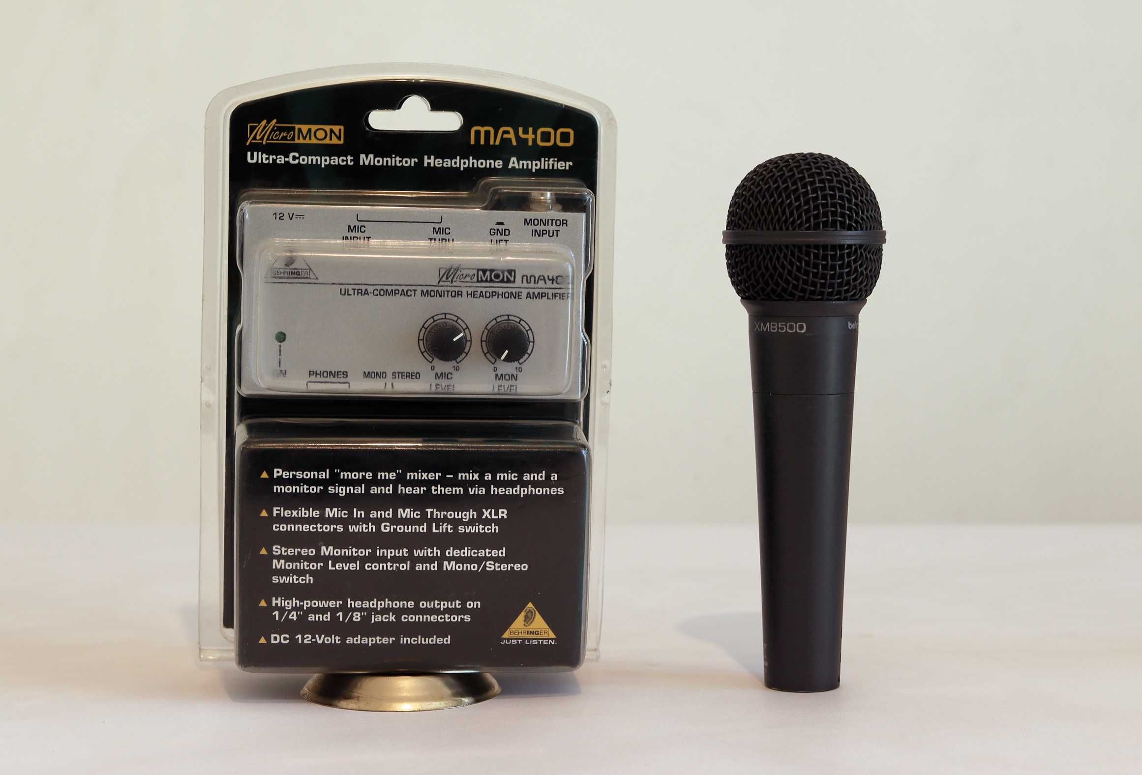 Microfon voce Behringer XM8500 plus preamplificator pentru PC