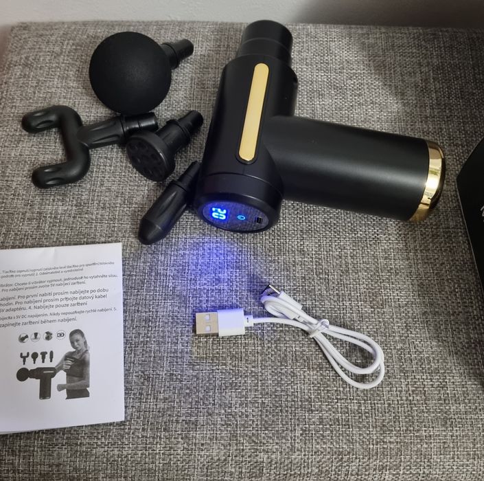 Aparat pentru masaj profesional tip pistol, cu 4 capete, 6 viteze
