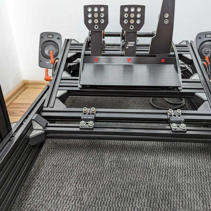 simracing simulator cadru gaming fanatec