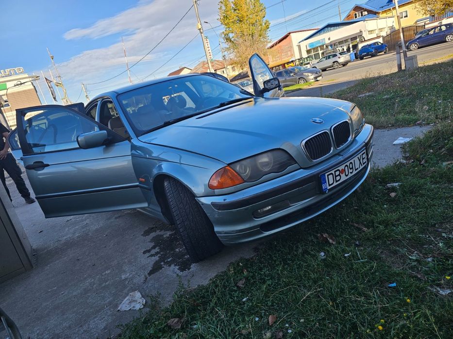 Vând BMW E46 320D