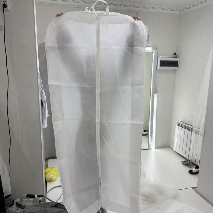 Чехол для свадебных платьев