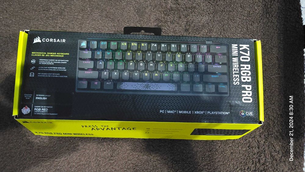 Tastatura gaming mecanica Corsair K70 RGB Pro Mini Wireless