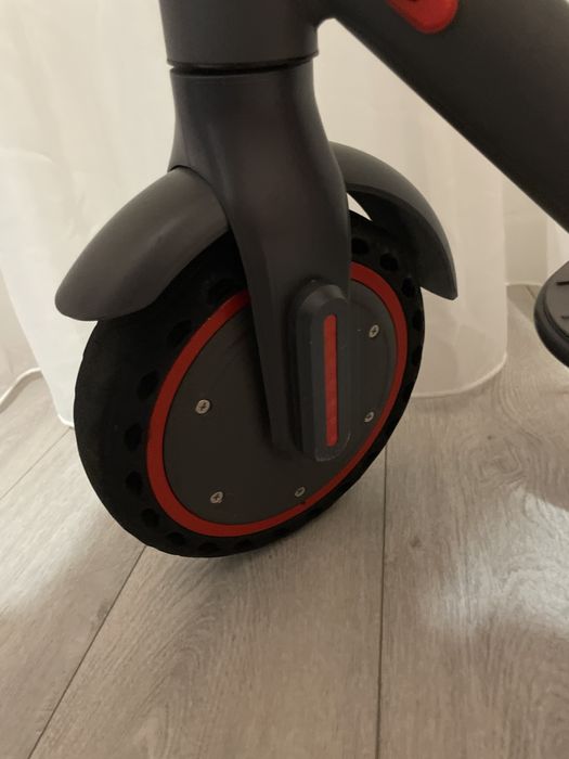 Trotinetă electrică AOVOPRO ES8