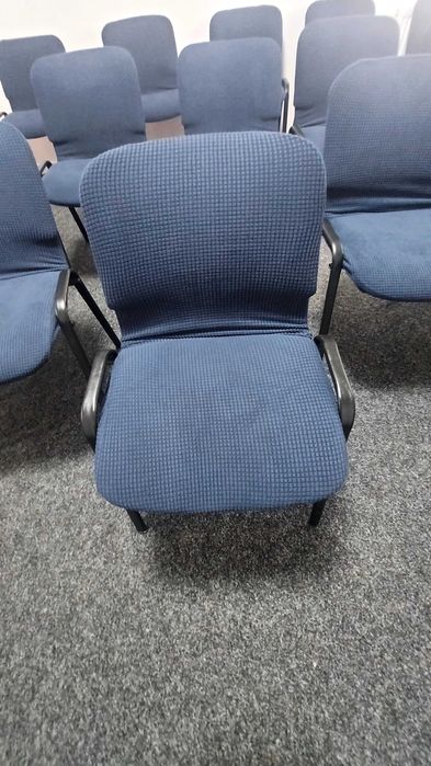 Vand set scaune de conferinta 39 bucati