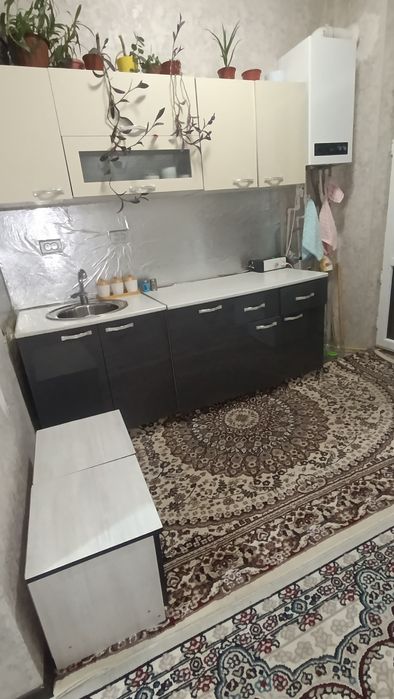 Srochniy kvartira sotiladi narxi 52000$ navostroyka mebel texnikalari