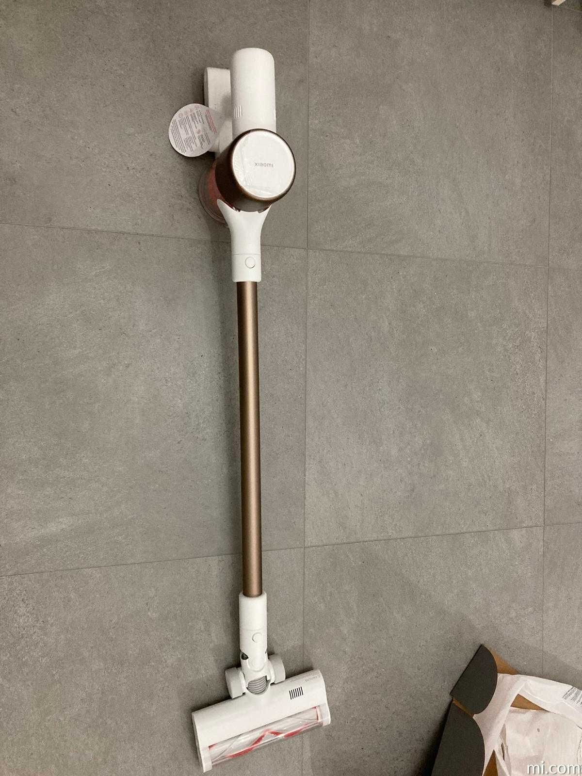 Пылесос Xiaomi Vacuum Cleaner G10 Plus